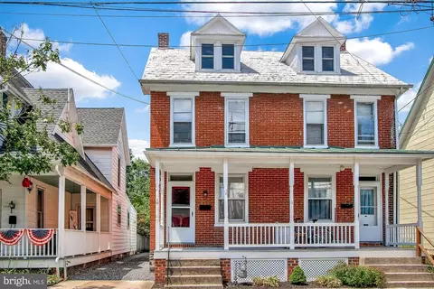 152 N Stratton St, Gettysburg, PA 17325