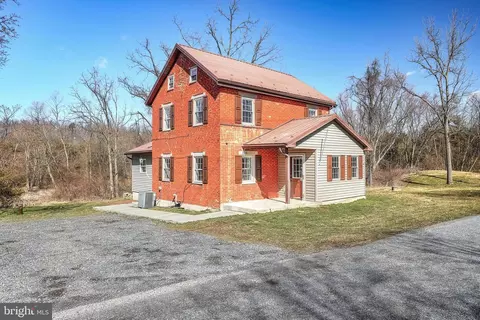 520 Gun Club Rd, York Springs, PA 17372