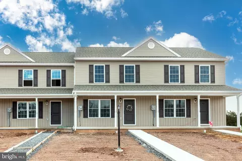 106 Homestead Dr, Gettysburg, PA 17325