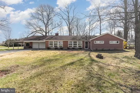 741 Bollinger Rd, Littlestown, PA 17340