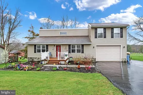 12 Barlow Dr, East Berlin, PA 17316