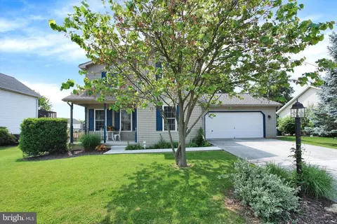 42 Dakota Dr, Hanover, PA 17331