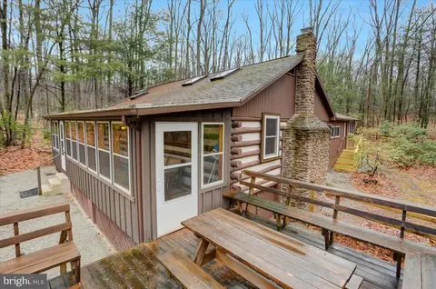 150 Whipporwill Ln, Orrtanna, PA 17353