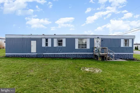 45 Browns Dam Rd Apt Lot #LOT 2, New Oxford, PA 17350