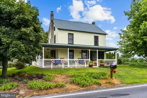 1246 Stoney Point Rd, East Berlin, PA 17316