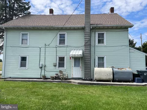 Exterior - 616 Third St, Mcsherrystown, PA 17344 photo 3 of 8