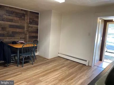 Dining - 616 Third St, Mcsherrystown, PA 17344 photo 3 of 6
