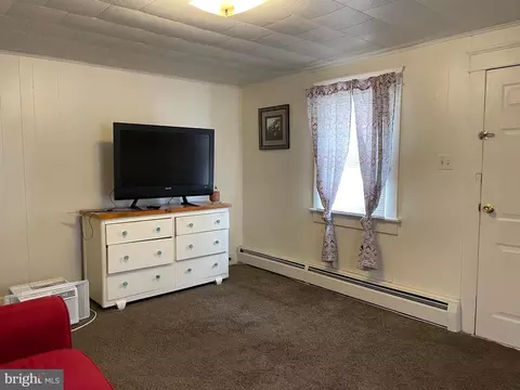 Bedroom - 616 Third St, Mcsherrystown, PA 17344 photo 14 of 18