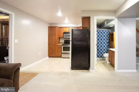 Kitchen - 295 Maple Dr, Hanover, PA 17331 photo 4 of 5