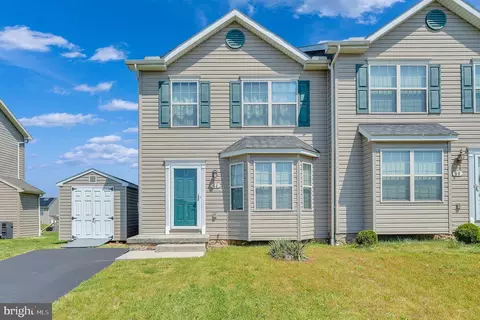 54 Galaxy Dr, Hanover, PA 17331