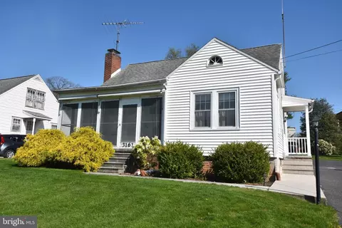 3161 Carlisle Rd, Gardners, PA 17324