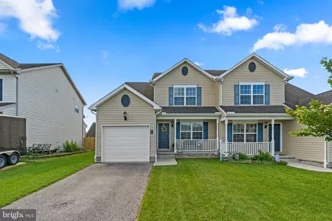 35 Birch Dr, Hanover, PA 17331