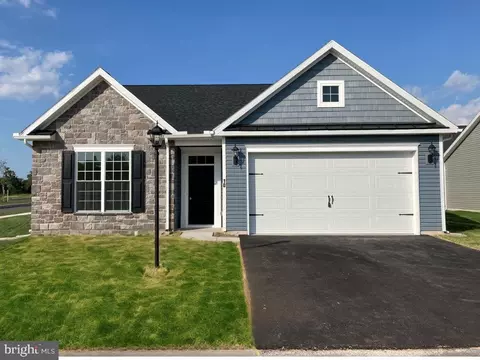 10 Partridge Ct #C54, Gettysburg, PA 17325