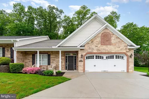 34 Digges Ct, Littlestown, PA 17340