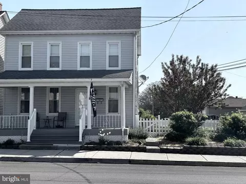 18 N 4th, Mcsherrystown, PA 17344