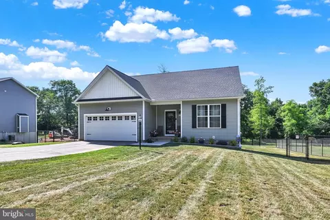 294 Racetrack Rd, Hanover, PA 17331