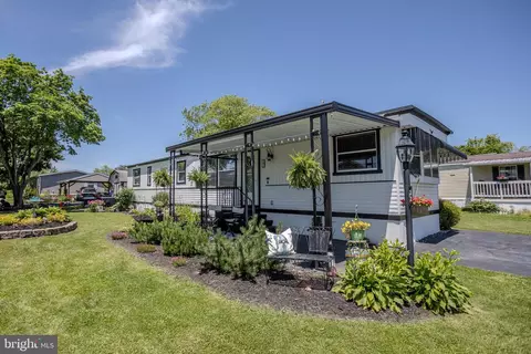 32 Davis Ave, Gettysburg, PA 17325