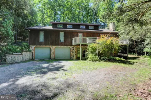 30 White Pine Dr, Orrtanna, PA 17353