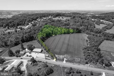 1387 Abbottstown Pike, Hanover, PA 17331