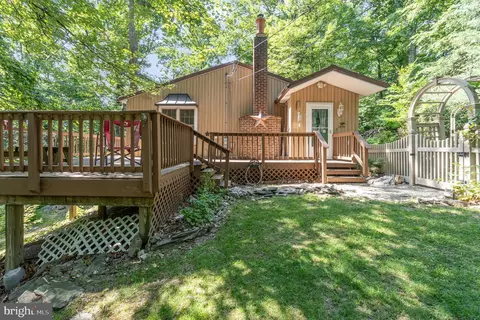 5 Toad Rd, Aspers, PA 17304