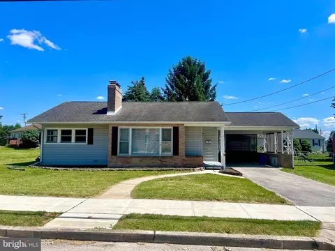 652 Delone, Mcsherrystown, PA 17344