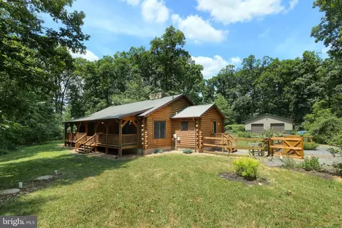 90 White Church Rd, York Springs, PA 17372