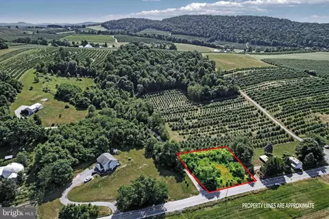 695 Mt Tabor Rd, Bendersville, PA 17306
