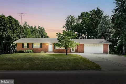 606 Orrtanna Rd, Orrtanna, PA 17353
