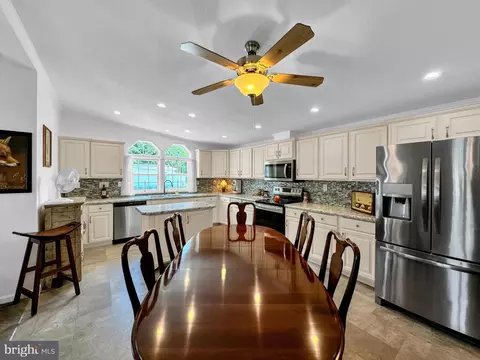 219 Eagle Dr, Hanover, PA 17331 photo 5