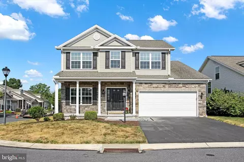 19 Winding Dr, Gettysburg, PA 17325
