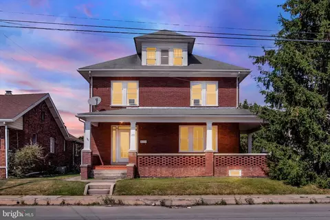 655 3rd St, Hanover, PA 17331