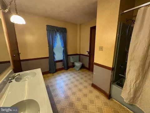 412 3rd St, Hanover, PA 17331 photo 14