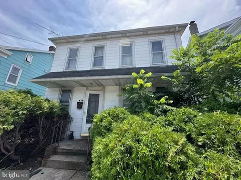 412 3rd St, Hanover, PA 17331