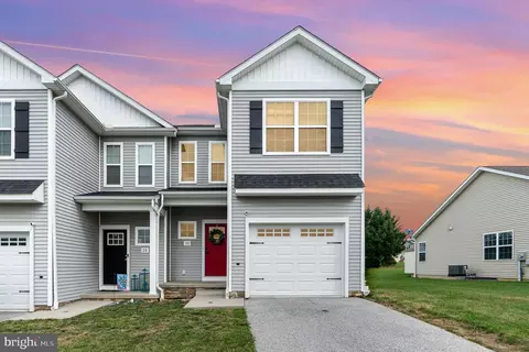 30 Star Dr, Hanover, PA 17331