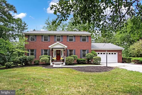 10 Longview Dr, Gettysburg, PA 17325