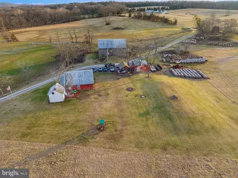 374 Cunningham Rd, Gettysburg, PA 17325