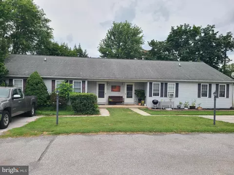 65-67 Maple St, Mcsherrystown, PA 17344