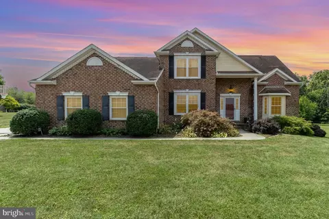 1385 Harney Rd, Littlestown, PA 17340