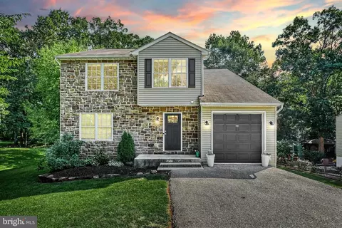 60 Burnside Dr, East Berlin, PA 17316