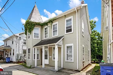 147 Lumber St, Littlestown, PA 17340