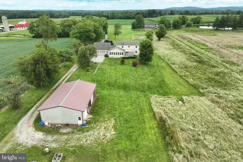 2145 Centennial Rd, Hanover, PA 17331 photo 5