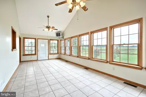 2145 Centennial Rd, Hanover, PA 17331 photo 16