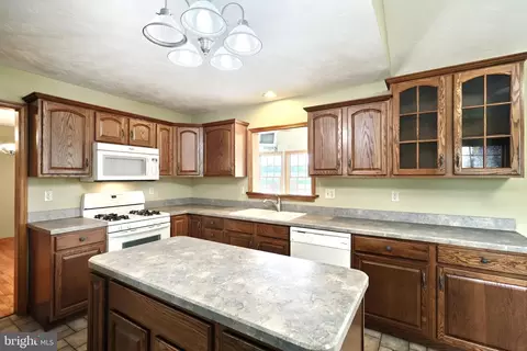 2145 Centennial Rd, Hanover, PA 17331 photo 13