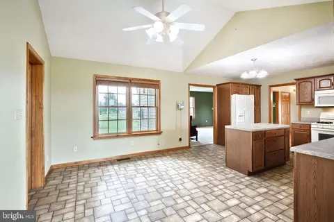 2145 Centennial Rd, Hanover, PA 17331 photo 15