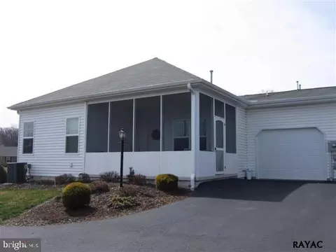 4 Brethren Ct, Gettysburg, PA 17325