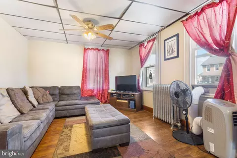 372 3rd St, Hanover, PA 17331 photo 5