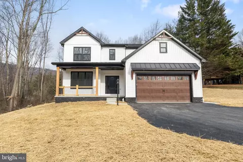 12 Arlene Trl, Fairfield, PA 17320