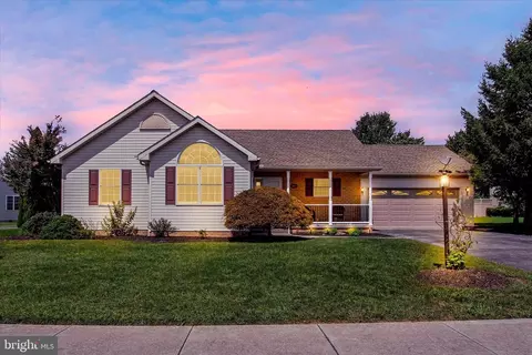 144 Lynx Dr, Hanover, PA 17331