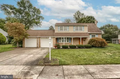 116 Artillery Dr, Gettysburg, PA 17325