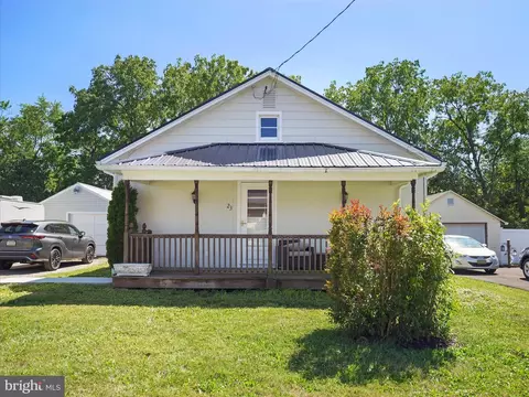 23 W Hanover St, Gettysburg, PA 17325